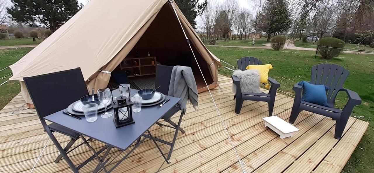 Tente Bell Au Camping Hautoreille バンヌ エクステリア 写真